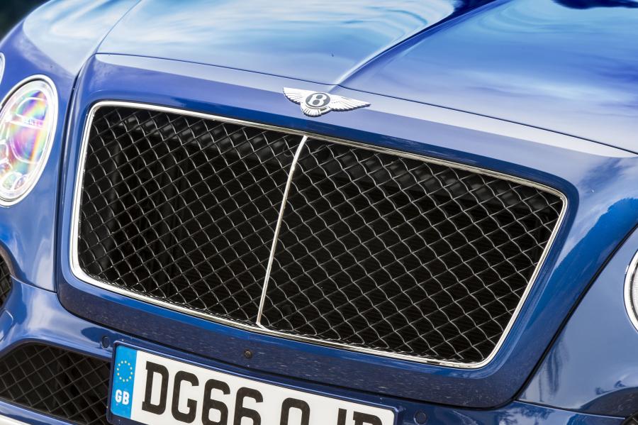 Детали экстерьера Bentley Bentayga Diesel 2016 года  (WW) (фото 80 из 107)
